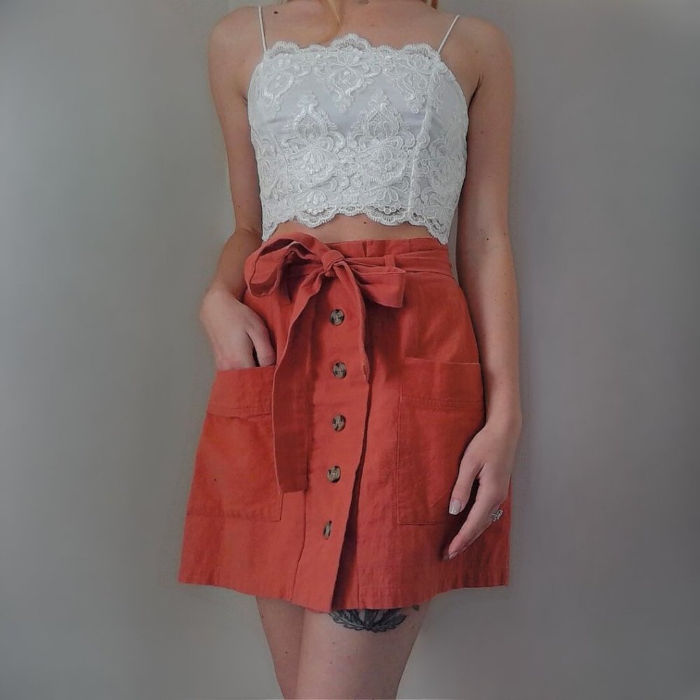 Cute Coral Summer Mini Skirt / Cinched Waist / Lined / Size: S / Button Down